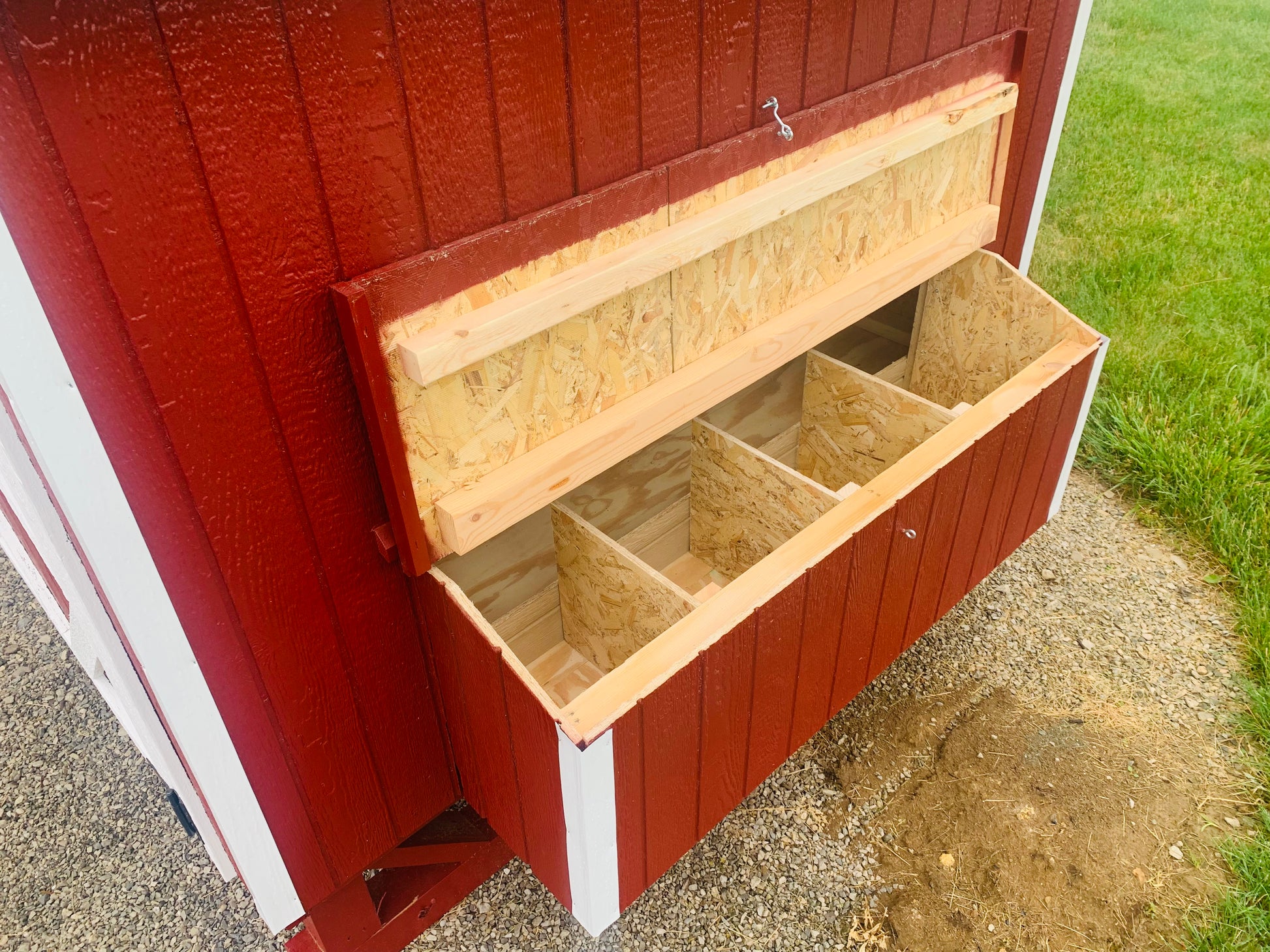 4x6 Barn Coop Nesting Box