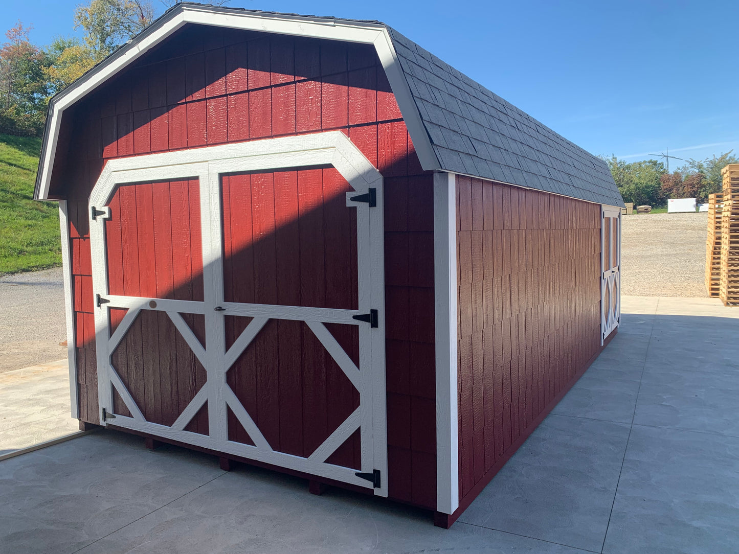 12x24 Lofted Garage/Barn with 6' sidewalls and 18" Lap Siding - Paint